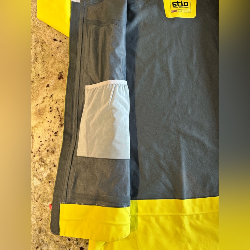 Stio Womens ‘22 Ski Shell - Picture 10 of 16